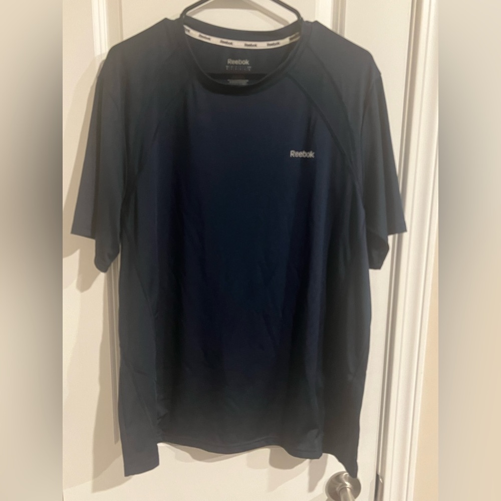 Reebok Mens Navy T Shirt Size Large